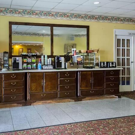 Econo Lodge Обърн Екстериор снимка