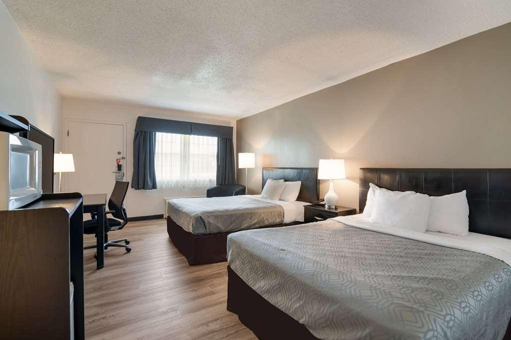 Econo Lodge Обърн Стая снимка